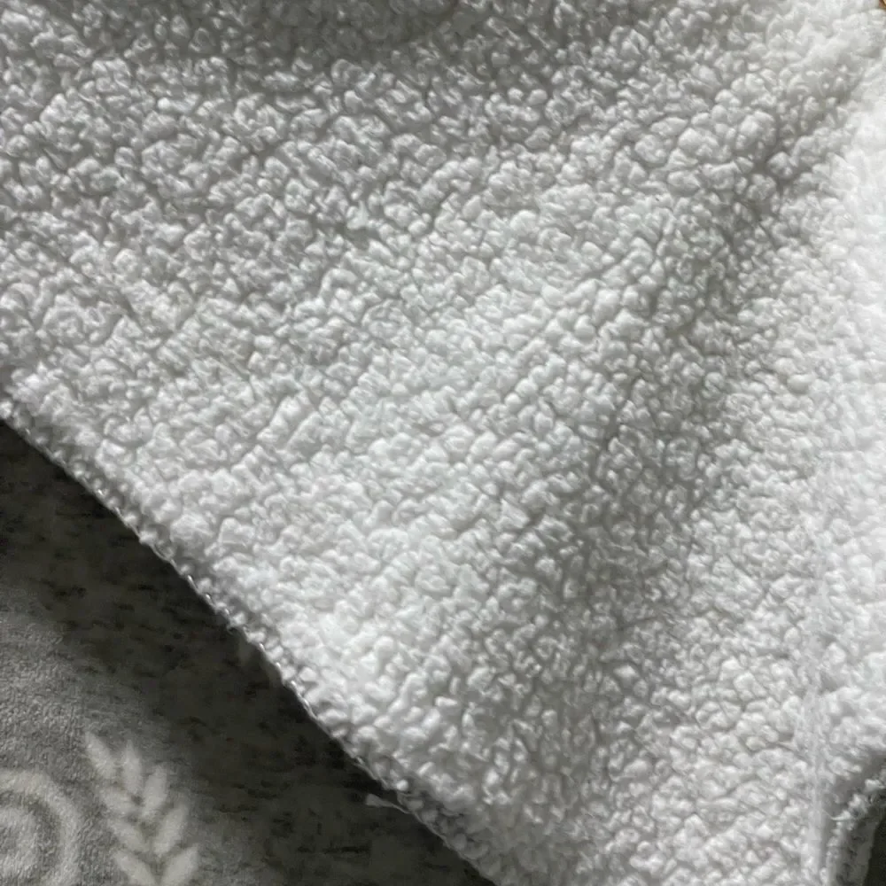 Vs pink/victoria’s Secret gray White twin size Sherpa blanket with all over logo